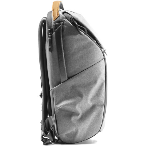 Peak Design Everyday Backpack v2 20L (Ash) - Megakamera.com